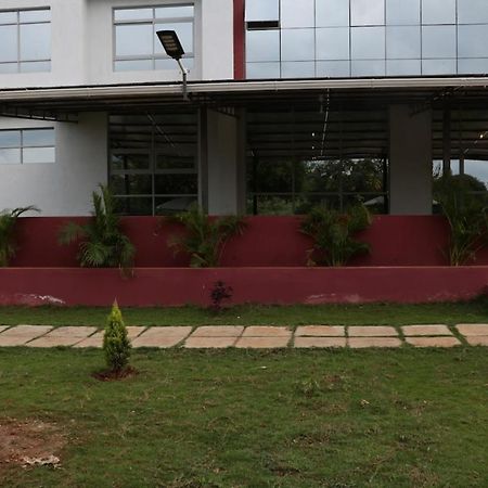 Paraiso Gardens Hotel Wote Exterior foto